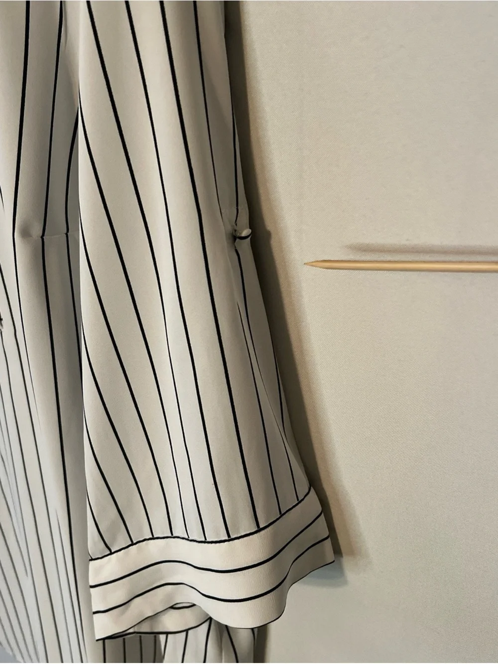 Torrid Harper Blouse Women's Size 3 Striped Print 3/4 Roll Tab Sleeve. - Picture 3 of 8